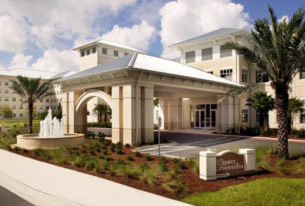 Exterior photo of Osprey Fountains Front Entrance