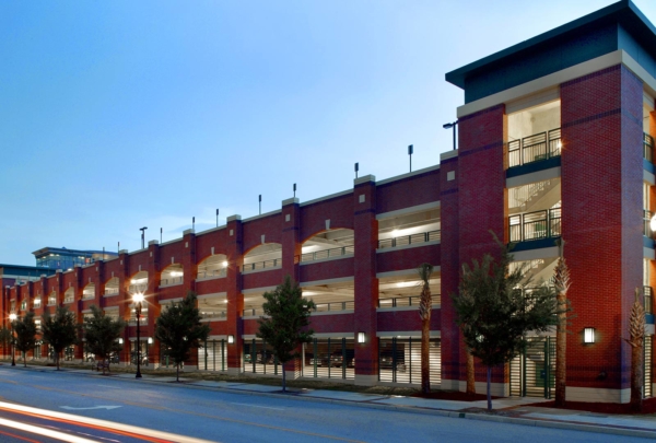 Exterior photo of Jacksonville Municipal Garage.