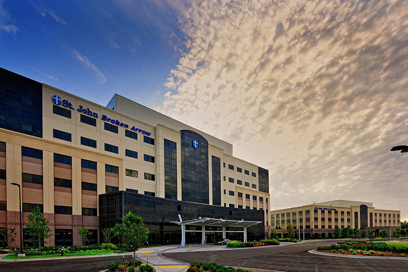 Exterior photo of St. John Broken Arrow building